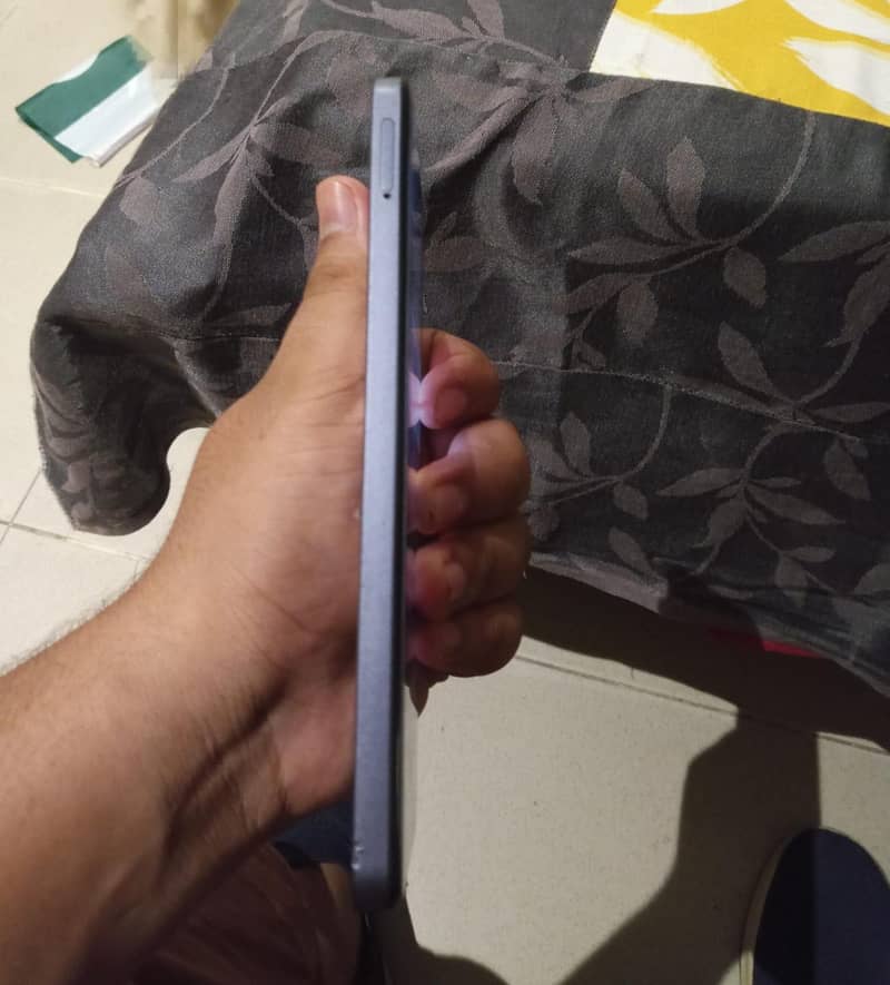 Realme Note 60 2