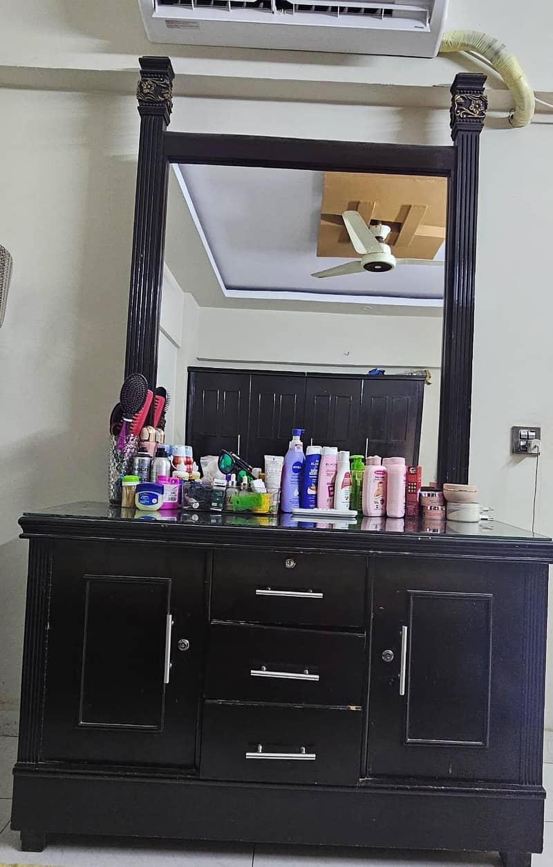 Bed Cupboard dressing table 9