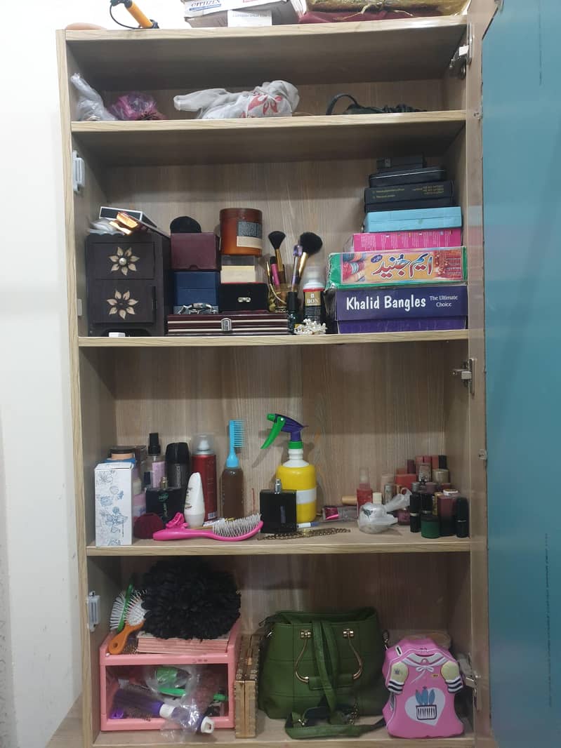 dressing table 1