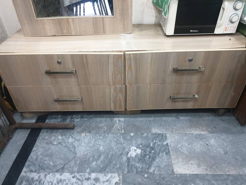 dressing table 3