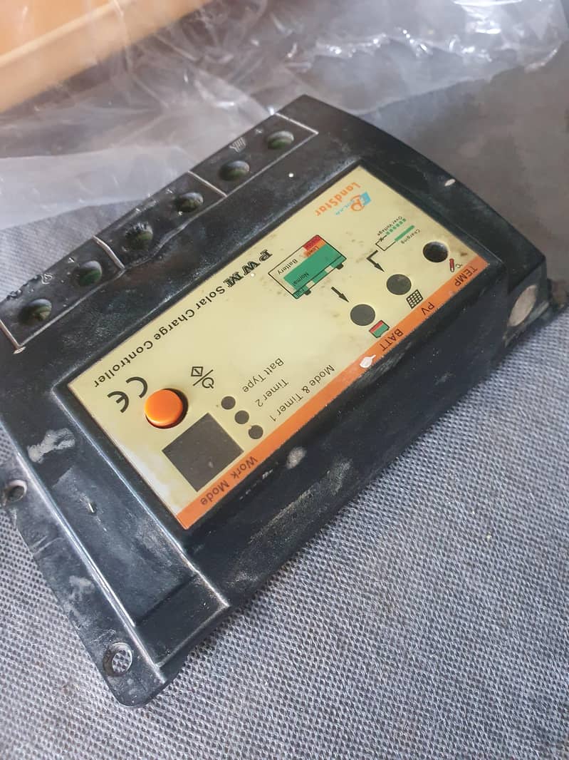 solar charge controller 1