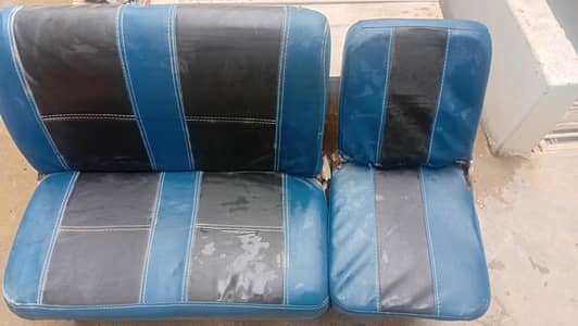 HIROOF SCHOOL SEATS
