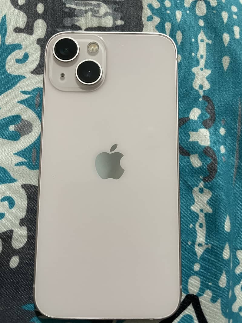Apple iPhone 13 0