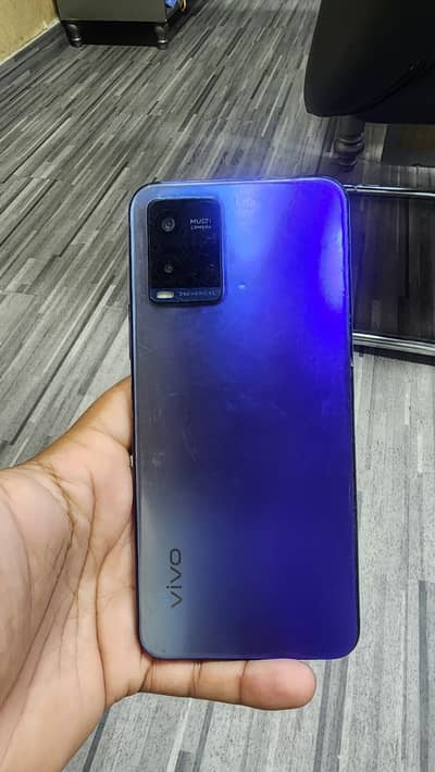 Vivo Y21