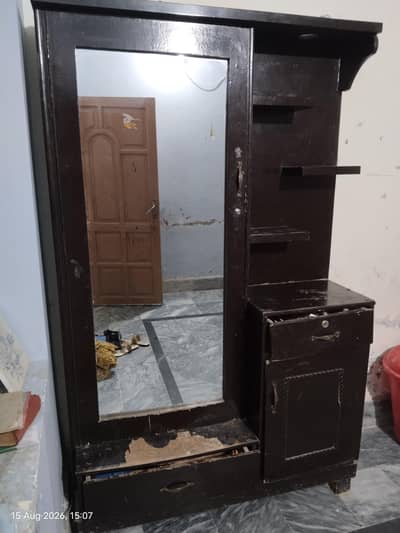Dressing table