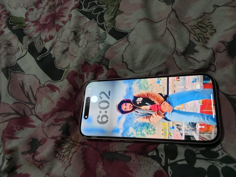 Apple iPhone 15 2