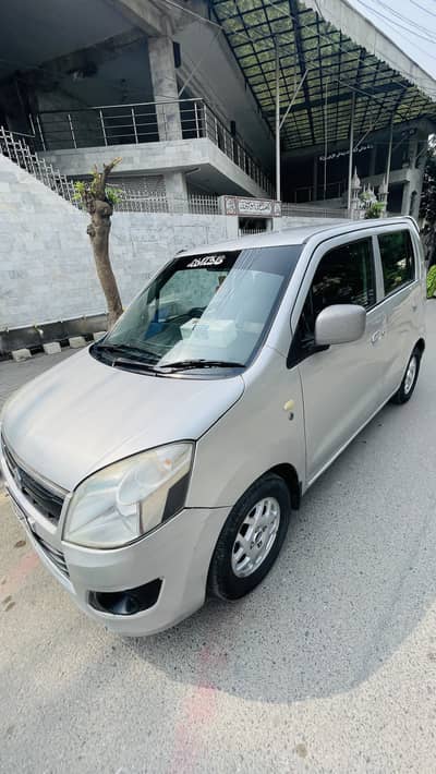 Suzuki Wagon R 2015