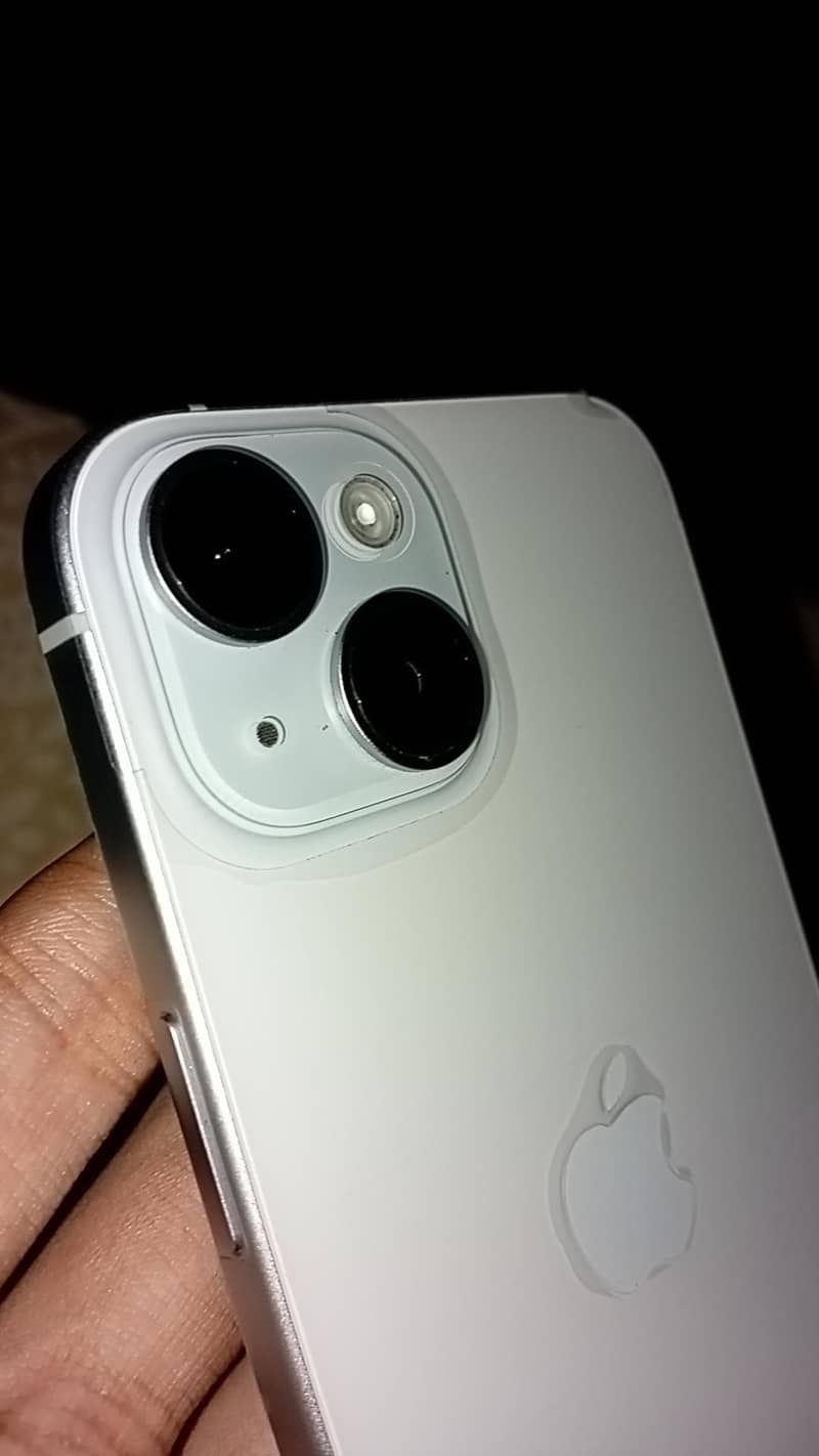 Apple iPhone 15 0