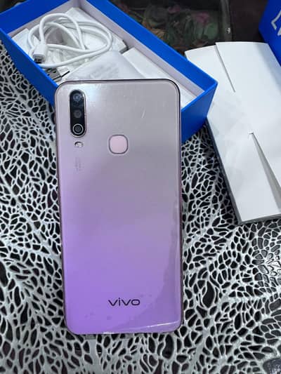 Vivo Y17