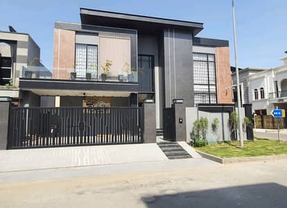 To Sale You Can Find Spacious Corner House In Citi Housing Society