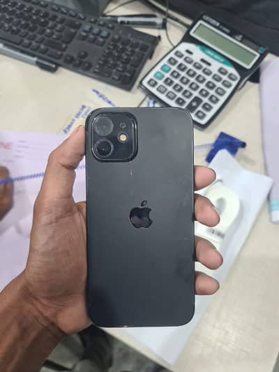 Apple iPhone 12