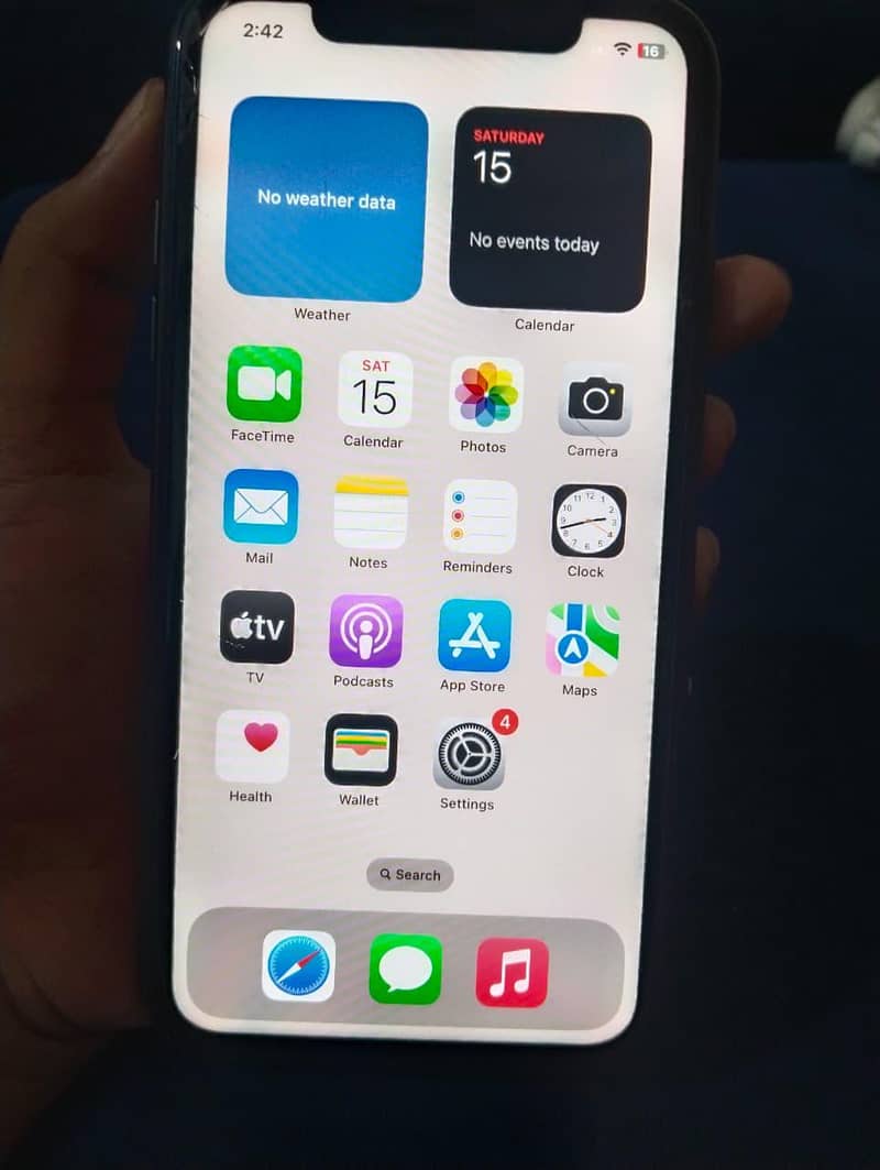 Apple iPhone 11 3