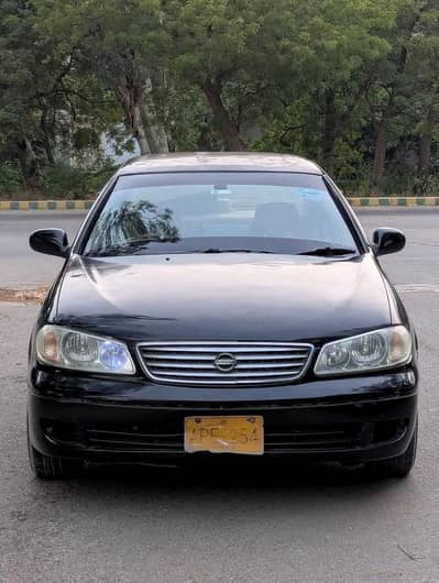 Nissan super saloon 2007 automatic own 1300cc engine geniun condition