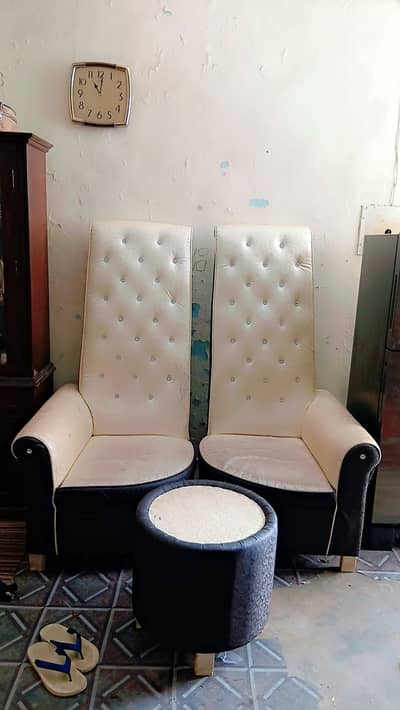 Coffee Chairs with Round Table