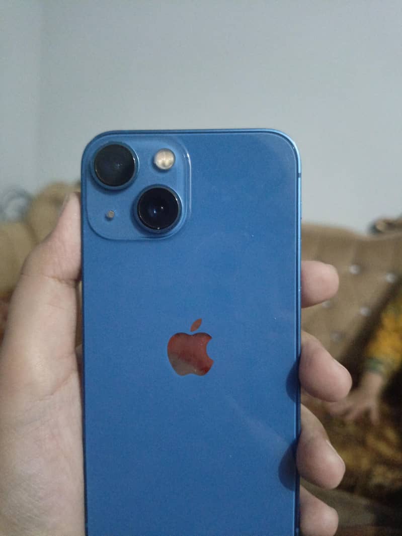 Apple iPhone 13 mini 0