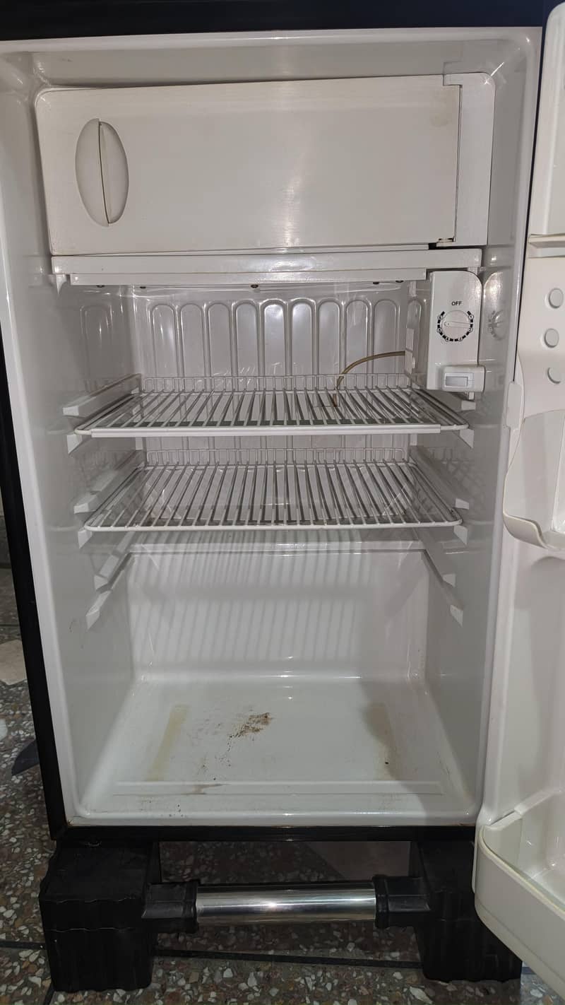 ORIENT REFRIGERATOR 1