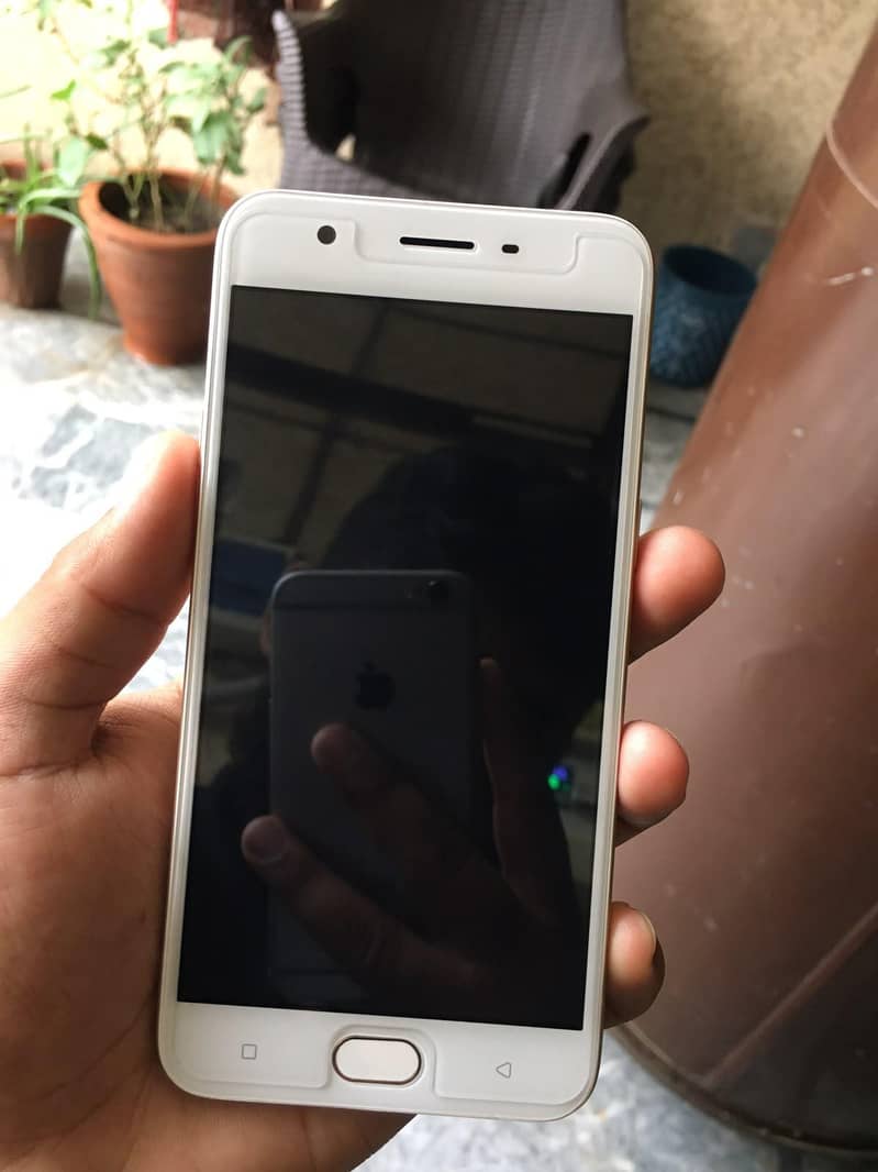 OPPO A57 6