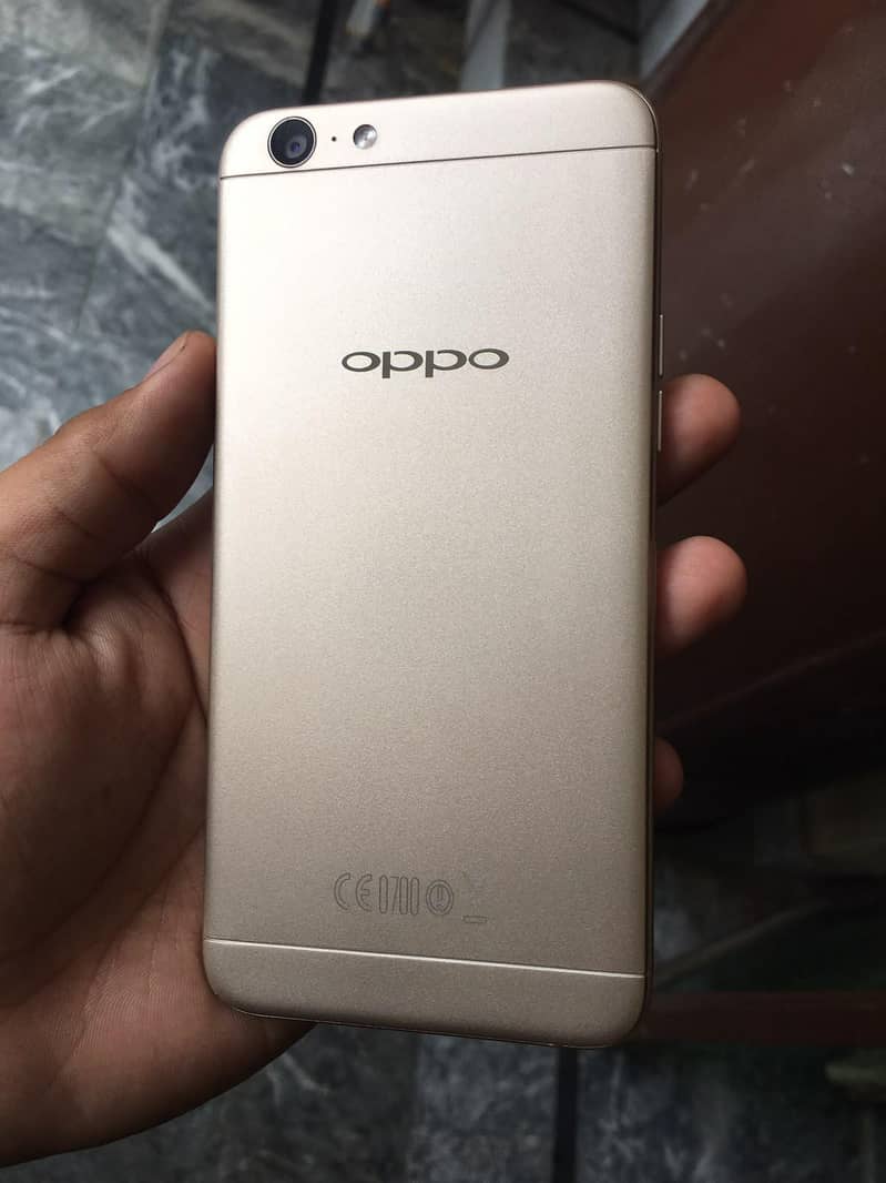 OPPO A57 7