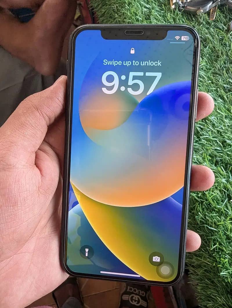 Apple iPhone X 1