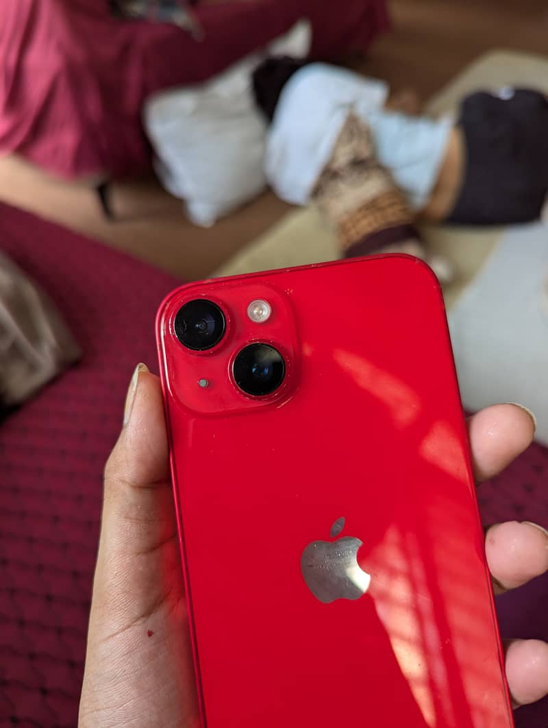 Apple iPhone 14 4