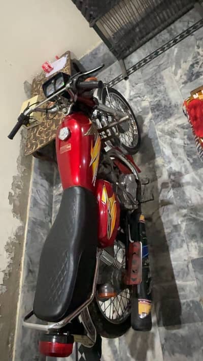 Honda cg 125 total orgnal bike