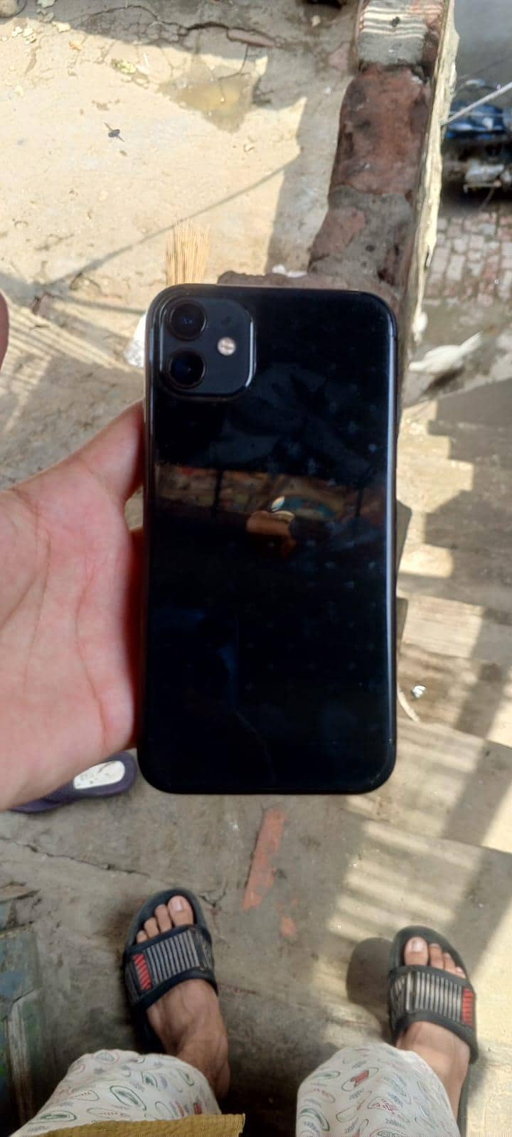 Apple iPhone 11 3