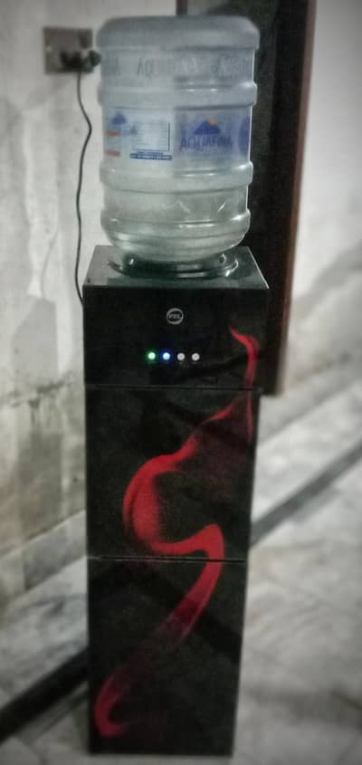 PEL water Dispenser