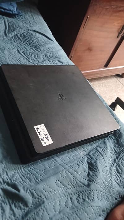 Playstation 4 Slim (Faulty)