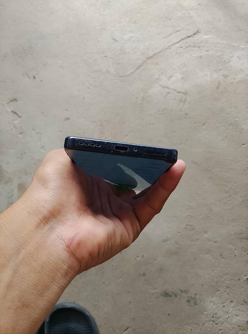 Infinix Note 40 5