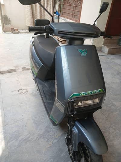 electric  scooty 1200 watt