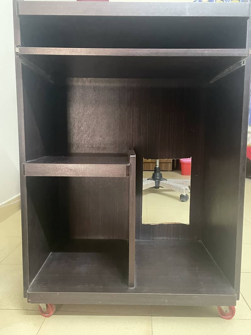 Computer table/trolly 2