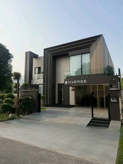 1 Kanal Brand New Luxury Furnished House for Rent in a Prime Location of Bahria Town, Lahore.
