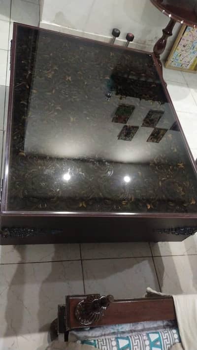 tv lounge table