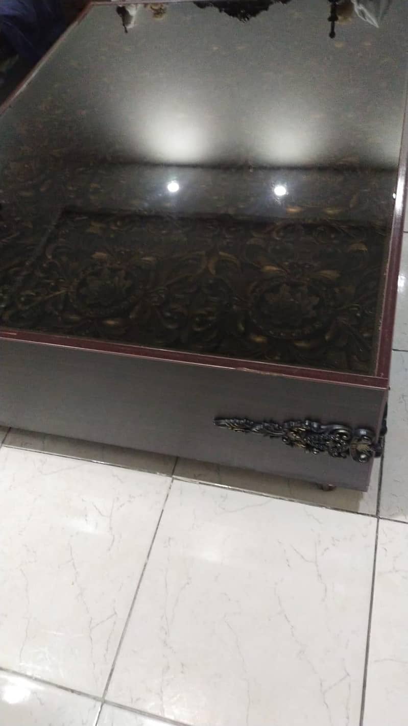 tv lounge table 2