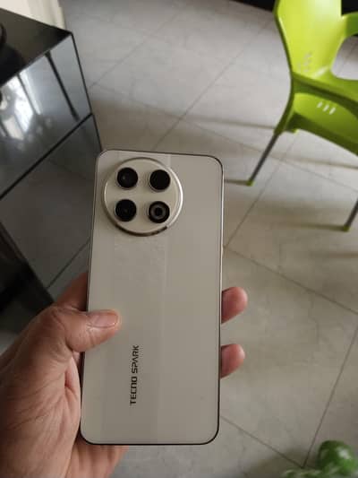 Tecno SPARK 30 Pro