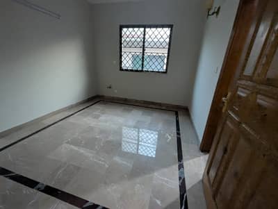 3 Bedrooms Portion With Separate Gate