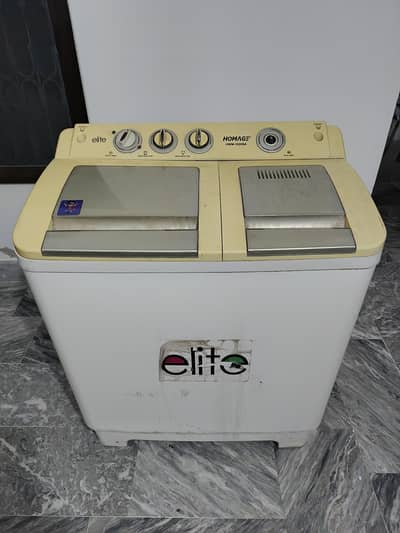 Homage washing machine with dryer