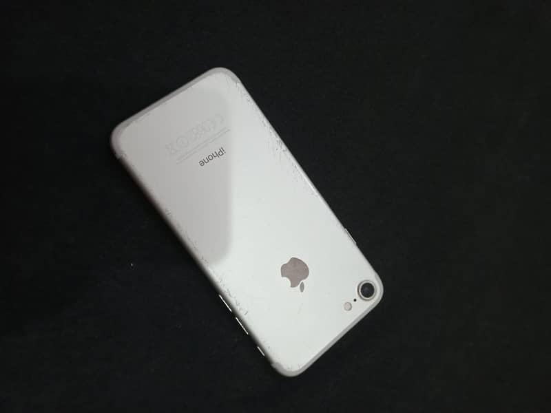 Apple iPhone 7 6