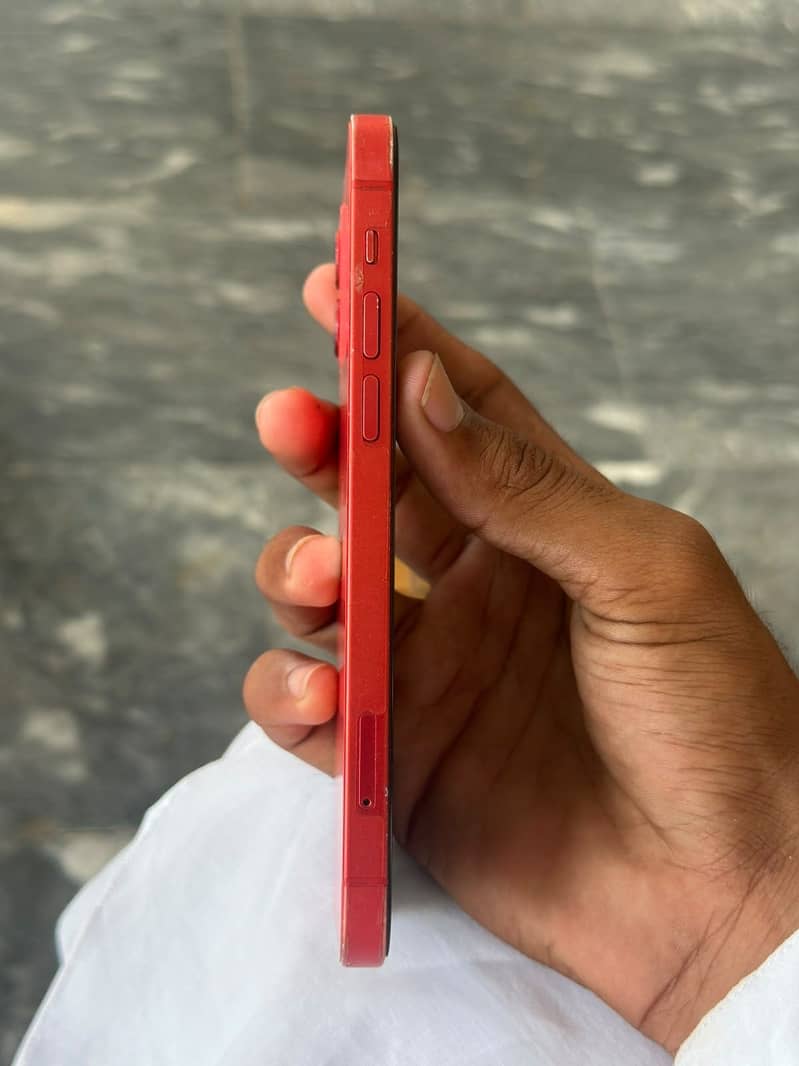 Apple iPhone 12 3