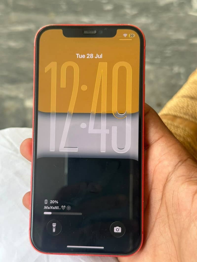 Apple iPhone 12 6