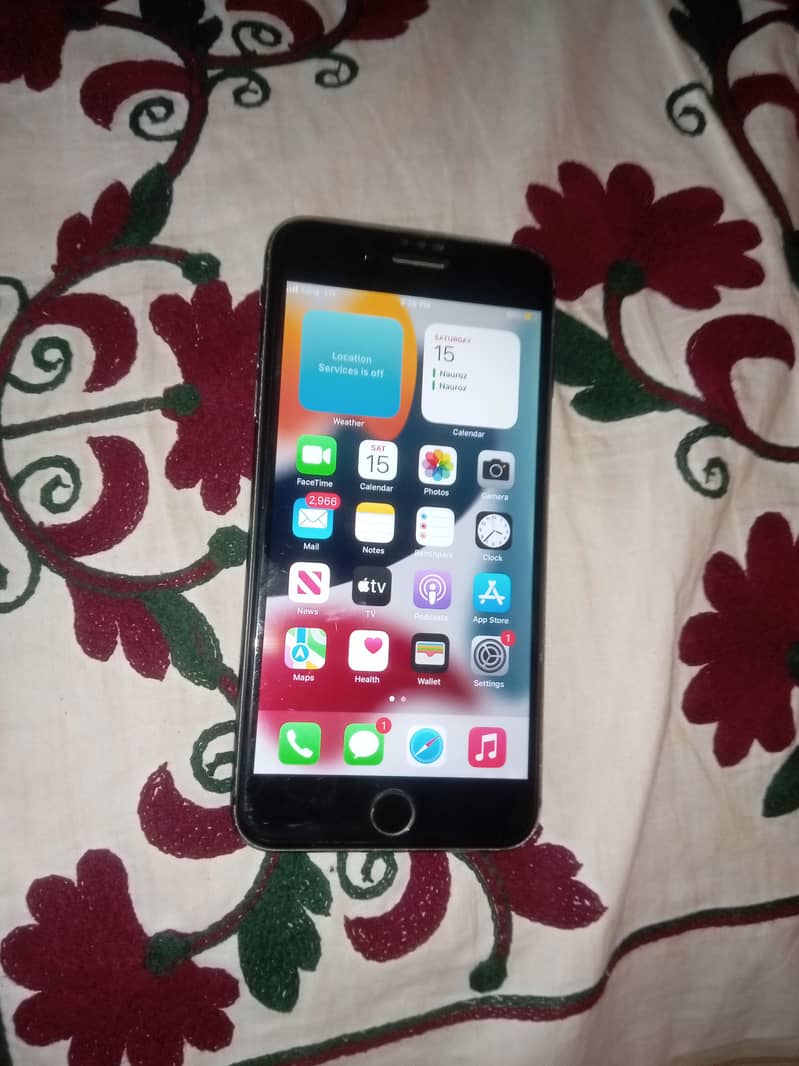 Apple iPhone 7 Plus 0