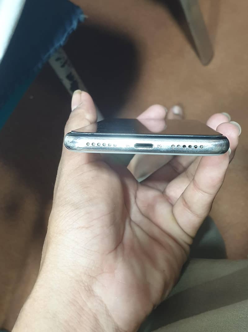 Apple iPhone X 2