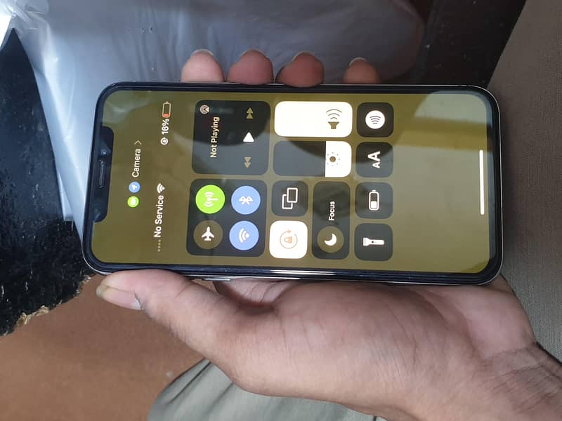 Apple iPhone X 5