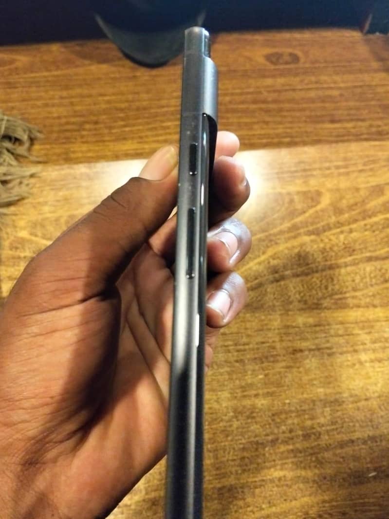 Google Pixel 7 4