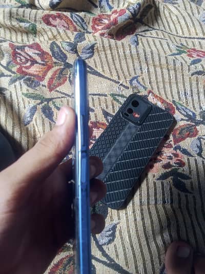 Vivo Y21