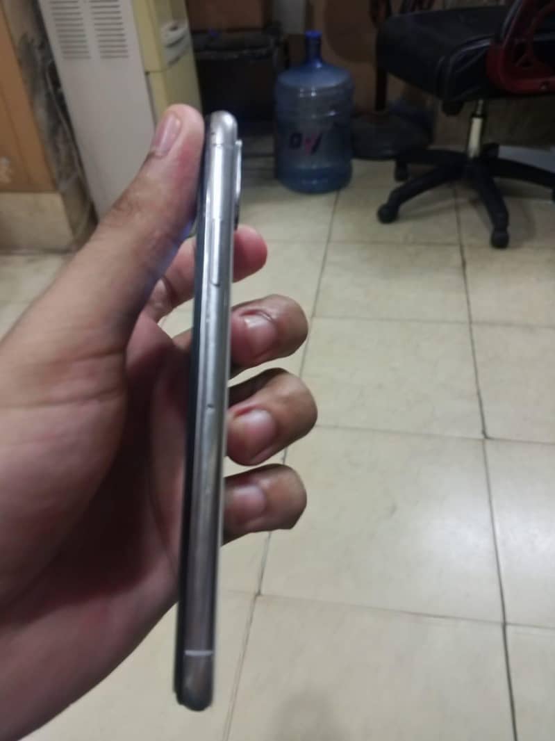Apple iPhone X 1