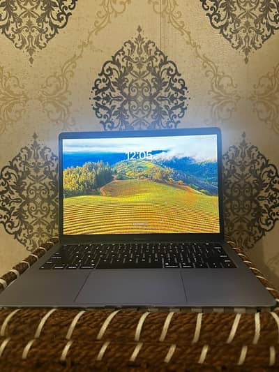 Macbook Air 2018 Core i5 [8 / 128]