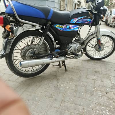 Honda CD70 Bikes For Sale in Karachi