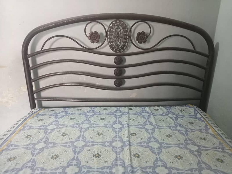 Double Bed Iron 3