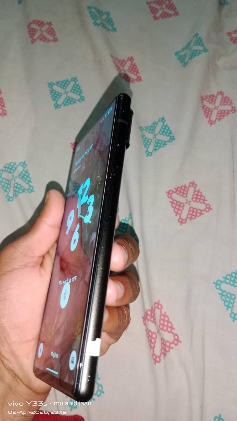 Google pixel 6 4